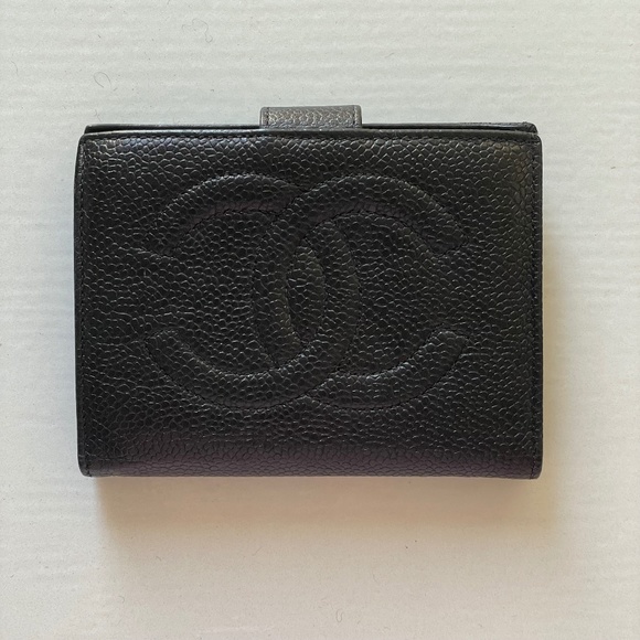 CHANEL Handbags - Chanel CC logo Caviar bi-fold wallet